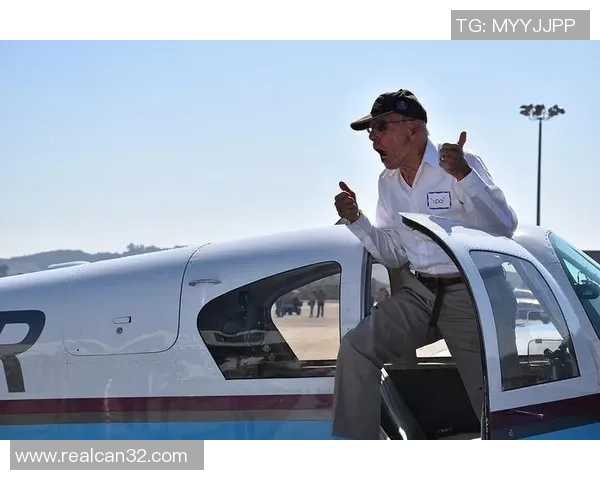 十月十日足球界生日星云：聚焦那些在这一天诞生的传奇球员